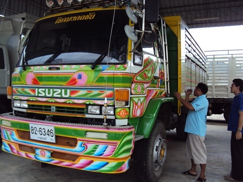 ขายISUZU 10 ล้อดั้มปี 94  200 แรง กระบะดั้ม