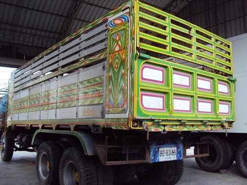 ขายISUZU 10 ล้อดั้มปี 94  200 แรง กระบะดั้ม