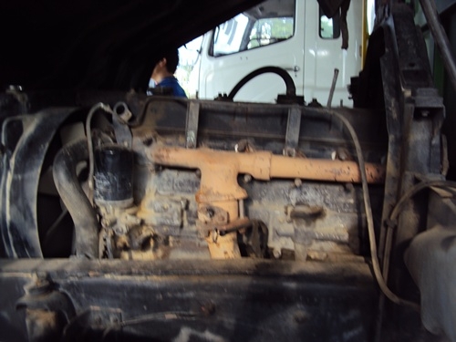 ขายISUZU 10 ล้อดั้มปี 94  200 แรง กระบะดั้ม