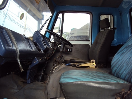 ขายISUZU 10 ล้อดั้มปี 94  200 แรง กระบะดั้ม