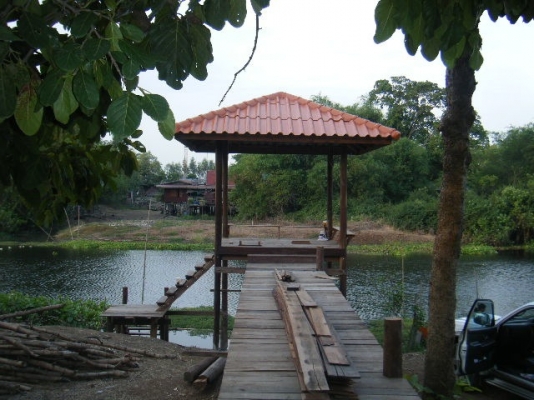 ขายที่ี่ดินติดเเม่น้ำ