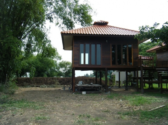 ขายที่ี่ดินติดเเม่น้ำ