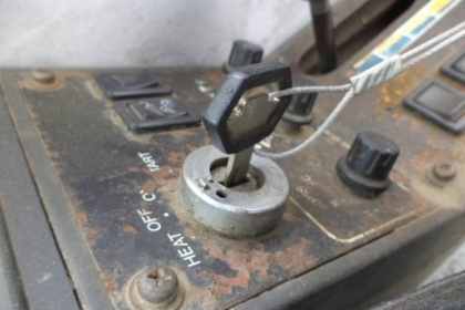 ขายด่วน..รถแบคโฮ  KOBELCO SKุ120-1 (มาร์คที) รถสวย เก่าญี่ปุ่นแท้ แรงขุดดี ทำงานได้ไว ประหยัดน้ำมันสุดคุ้ม มีใบอินวอยล์ ราคาต่อรองได้.