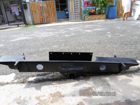 ขายกันชนท้ายติดวิ้นส์ 7500 บาท