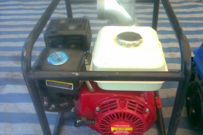 เครื่องสูบน้ำ 3 นิ้วสภาพเหมือนใหม่ครับ ขนาดเครื่อง 6 แรง สตาสครั้งเดียวติด เสียงนิ่มครับ ขนาดท่อ 3 นิ้ว ราคานี้คุ้มครับ เครื่องสูบน้ำ 3 นิ้วสภาพเหมือนใหม่ครับ ขนาดเครื่อง 6 แรง สตาสครั้งเดียวติด เสียงนิ่มครับ ขนาดท่อ 3 นิ้ว ราคานี้คุ้มครับ