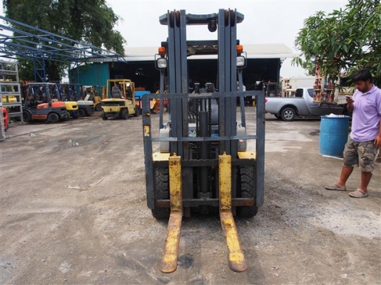 ** LOT 12/9/2556 ** คันนี้ เด็ดมากๆๆ ค่า KOMATSU FG30HT-15 เครื่องแน่น เกียร์ดี ^^ ** LOT 12/9/2556 ** คันนี้ เด็ดมากๆๆ ค่า KOMATSU FG30HT-15 เครื่องแน่น เกียร์ดี ^^