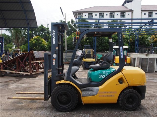 ** LOT 12/9/2556 ** คันนี้ เด็ดมากๆๆ ค่า KOMATSU FG30HT-15 เครื่องแน่น เกียร์ดี ^^