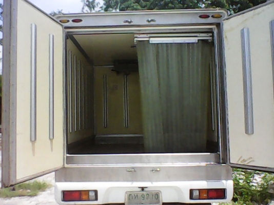 ขายรถห้องเย็นมือสอง สภาพ 80\%(ติดแก๊ส LPG)