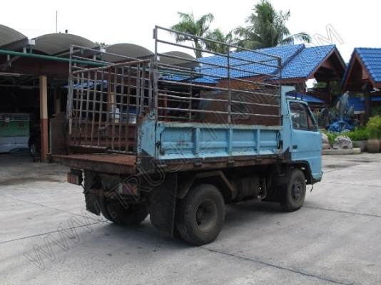 รถบรรทุกดั๊ม 6 ล้อยี่ห้ออีซูซุ รุ่น NKR เครื่อง 110 แรงม้า รถบรรทุกดั๊ม 6 ล้อยี่ห้ออีซูซุ รุ่น NKR เครื่อง 110 แรงม้า