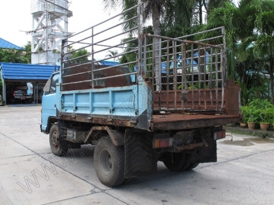 รถบรรทุกดั๊ม 6 ล้อยี่ห้ออีซูซุ รุ่น NKR เครื่อง 110 แรงม้า รถบรรทุกดั๊ม 6 ล้อยี่ห้ออีซูซุ รุ่น NKR เครื่อง 110 แรงม้า