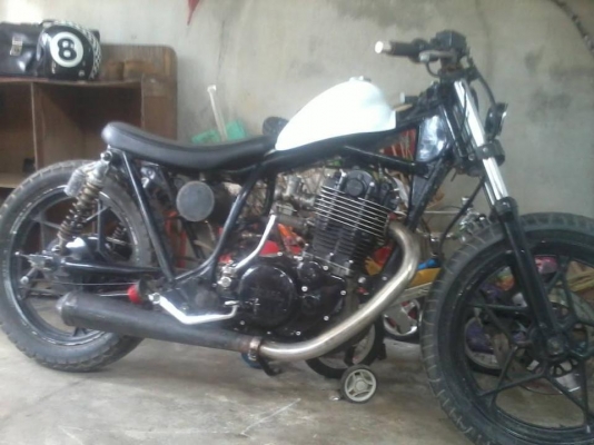 ขาย sxโอสคูล เครื่องsr400 แนวๆทะเบียนโครงแท้ๆราคา30000ขี่กลับได้เลยเครื่องแห้งมากมีคริปให้ดูด้วยครับ  สนใจติดต่อ 091-819038 ต่อรองได้ครับ