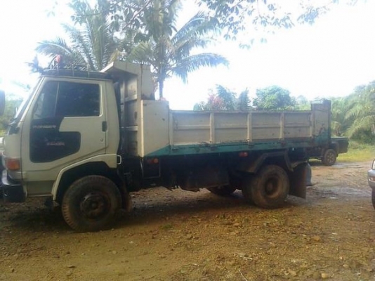 ต้องการขายรถ 6 ล้อ HINO FC 120 ซุบเปอร์เสี่ย ปี 38 เอกสารเล่มทะเบียน