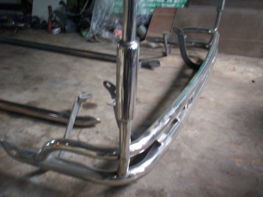 ขายกันชน แสตนเลสรอบคัน ใส่สภาพสวย4,500บาท TEL0890671028