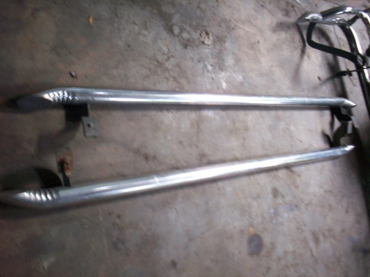 ขายกันชน แสตนเลสรอบคัน ใส่สภาพสวย4,500บาท TEL0890671028