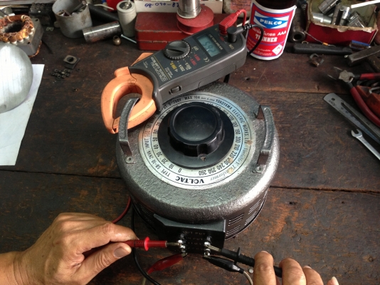 ขาย Yokoyama Variable Tranformer หม้อแปลงไฟฟ้า ปรับโวล์ ได้ตั้งแต่ 0-260 V สภาพดี พร้อมใช้งาน