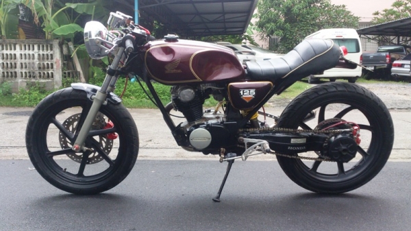 มาแล้วHONDA GL Cafe Racer แต่งเต็มลำเทพyๆ สำเนาทะเบียนพร้อมชุดโอน