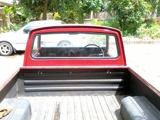 มาสด้า 1000 เรโทน้อย