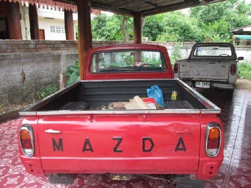 มาสด้า 1000 เรโทน้อย