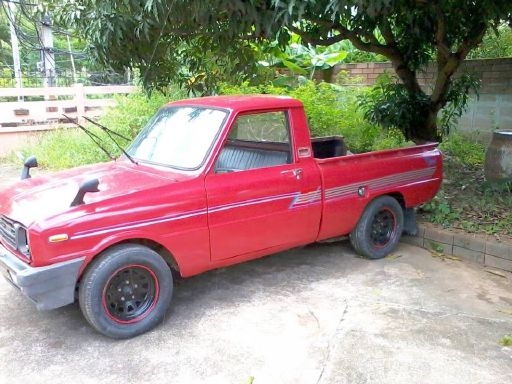 มาสด้า 1000 เรโทน้อย