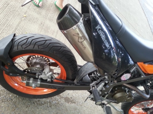 ขายkawasaki D-tracker 150 คาบู ใช้น้อย อายุ1ขวบ วิ่งไป 3พันกว่าโล