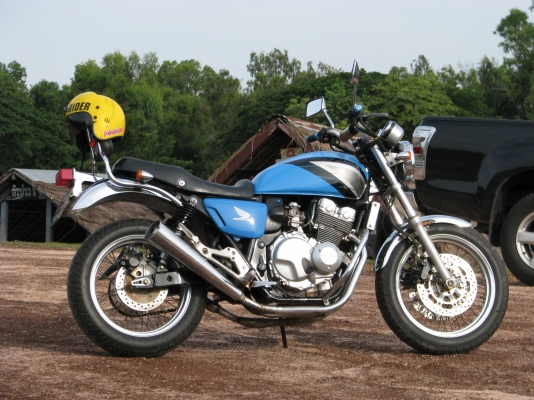 ขายด่วน รถสภาพสวย พร้อมใช้งานคร้า