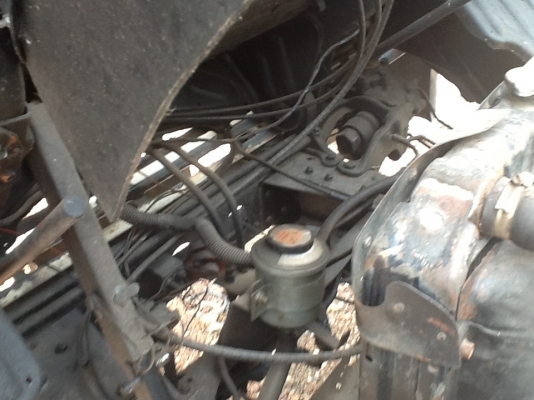 HINO KM779 เครื่องWO4D 117 แรงม้า เพาเวอร ตูู้แห้งยาว 5.5 เมตร