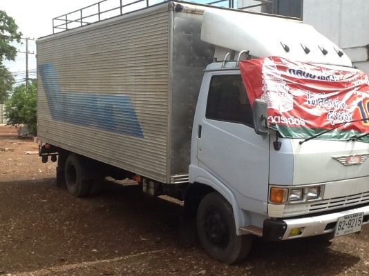 HINO KM779 เครื่องWO4D 117 แรงม้า เพาเวอร ตูู้แห้งยาว 5.5 เมตร