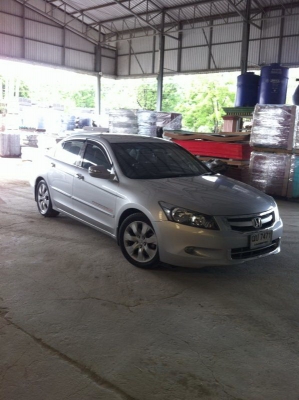 Honda Accord 2.4 เนวิเกเตอร์ รุ่นท๊อป ปี 2009 สภาพสวย Honda Accord 2.4 เนวิเกเตอร์ รุ่นท๊อป ปี 2009 สภาพสวย
