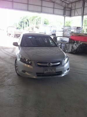 Honda Accord 2.4 เนวิเกเตอร์ รุ่นท๊อป ปี 2009 สภาพสวย Honda Accord 2.4 เนวิเกเตอร์ รุ่นท๊อป ปี 2009 สภาพสวย