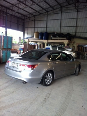 Honda Accord 2.4 เนวิเกเตอร์ รุ่นท๊อป ปี 2009 สภาพสวย