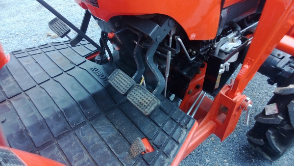 KUBOTA L4708 MAX พร้อมเครื่องเสียงติดตัวรถ แถมผานตราช้าง พร้อมใบมีดดันดินหน้า