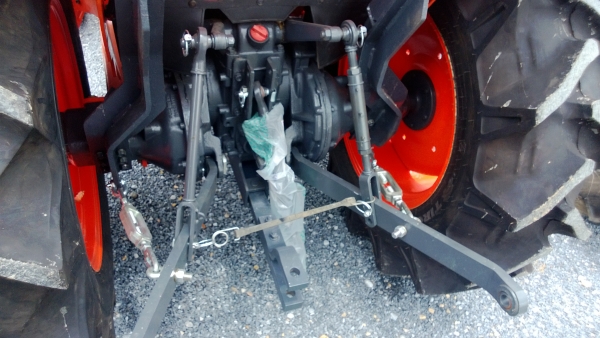 KUBOTA L4708 MAX พร้อมเครื่องเสียงติดตัวรถ แถมผานตราช้าง พร้อมใบมีดดันดินหน้า