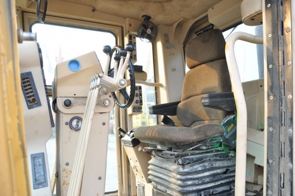 CATERPILLAR  140 H  SN  2ZK04697