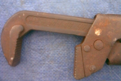 ประแจคอม้า 5 นิ้วสวีเดนสภาพเดิมครับขนาด 5 นิ้ว ของสวีเดนครับ งานเก่าครับสวยๆครับแท้แน่นอนครับ ใช้งานปกติครับคุ้มครับราคา