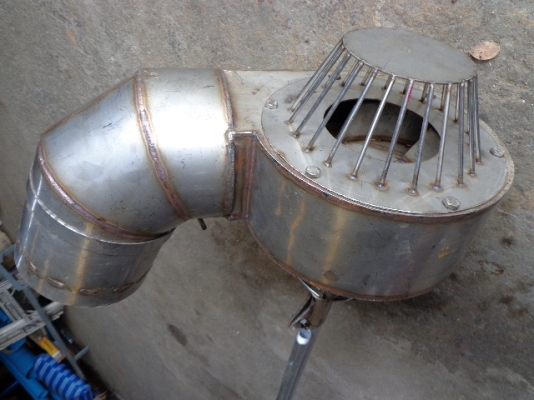 ท่อวิดน้ำพุ่งกระฉูด