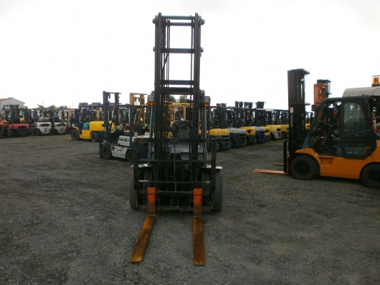 TOYOTA ร่น 8 FD30 เกียร ออโต้ เครื่อง 3 z