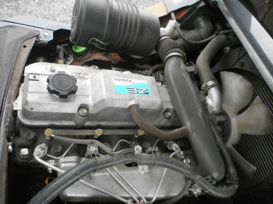 TOYOTA ร่น 8 FD30 เกียร ออโต้ เครื่อง 3 z