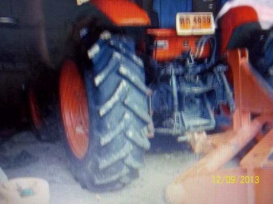 ขายรถไถคูโบต้า  M 7040    4x4   ใช้งาน2100 ชั่วโมง