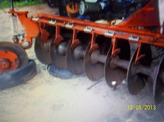 ขายรถไถคูโบต้า  M 7040    4x4   ใช้งาน2100 ชั่วโมง