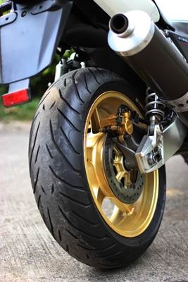 ขอขายด่วน CB1300 ปี2005 สรรพสามิตร