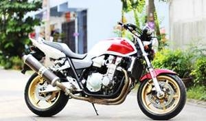 ขอขายด่วน CB1300 ปี2005 สรรพสามิตร