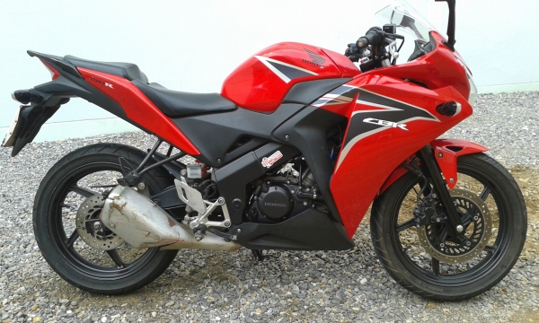 ขาย Honda CBR 150i ปี 55 รถสวยๆ เดิมๆ เครื่องดีครับ ราคาไม่แพง