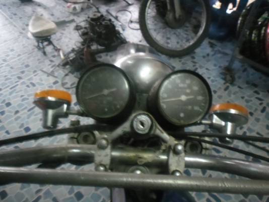 ขายด่วนTS125ท่อแซกพร้อมทะเบียนหายากครับพร้อมใช้