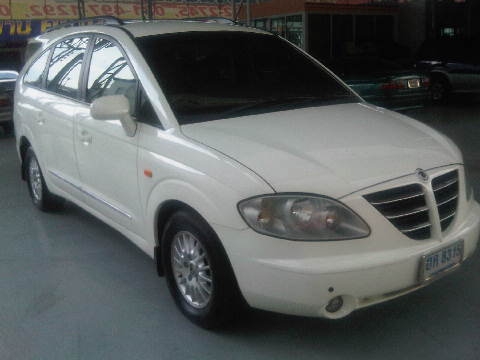 SsangYong STARVIC SV270ปี2007สีขาว