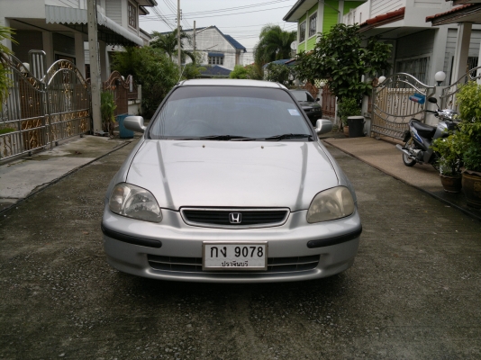 ขายถูกๆซีวิคตาโต เครื่องVTEC1.6 เกียร์ออโต้ เบรคABS ดิสเบรค4ล้อ