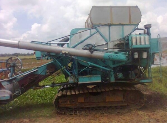 ขายด่วน รถเกี่ยวข้าวเกษตรพัฒนา รุ่นจ้าวช้างไวไฟ เครื่องยนต์ของฮีโน่ 195 HP เทอร์โบ HO7D TURBO ปั๊มแบบแยก เบอร์ 22 อุ้ม 2.5 ตัน ช่วงล่างใหญ่ตัวเดินโซ่ของ KOMATSU PC-200 สภาพดีพร้อมใช้งาน ราคาต่อรองได้ครับ ขายด่วน รถเกี่ยวข้าวเกษตรพัฒนา รุ่นจ้าวช้างไวไฟ เครื่องยนต์ของฮีโน่ 195 HP เทอร์โบ HO7D TURBO ปั๊มแบบแยก เบอร์ 22 อุ้ม 2.5 ตัน ช่วงล่างใหญ่ตัวเดินโซ่ของ KOMATSU PC-200 สภาพดีพร้อมใช้งาน ราคาต่อรองได้ครับ