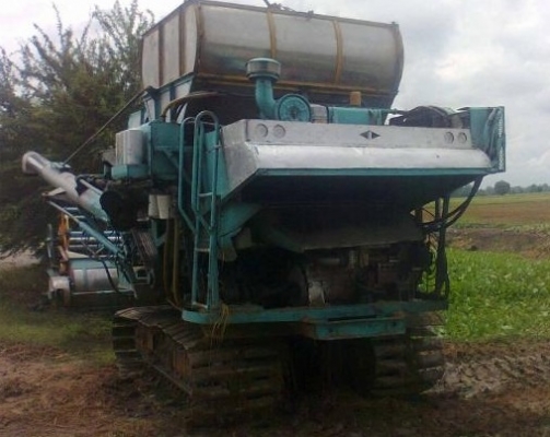 ขายด่วน รถเกี่ยวข้าวเกษตรพัฒนา รุ่นจ้าวช้างไวไฟ เครื่องยนต์ของฮีโน่ 195 HP เทอร์โบ HO7D TURBO ปั๊มแบบแยก เบอร์ 22 อุ้ม 2.5 ตัน ช่วงล่างใหญ่ตัวเดินโซ่ของ KOMATSU PC-200 สภาพดีพร้อมใช้งาน ราคาต่อรองได้ครับ ขายด่วน รถเกี่ยวข้าวเกษตรพัฒนา รุ่นจ้าวช้างไวไฟ เครื่องยนต์ของฮีโน่ 195 HP เทอร์โบ HO7D TURBO ปั๊มแบบแยก เบอร์ 22 อุ้ม 2.5 ตัน ช่วงล่างใหญ่ตัวเดินโซ่ของ KOMATSU PC-200 สภาพดีพร้อมใช้งาน ราคาต่อรองได้ครับ