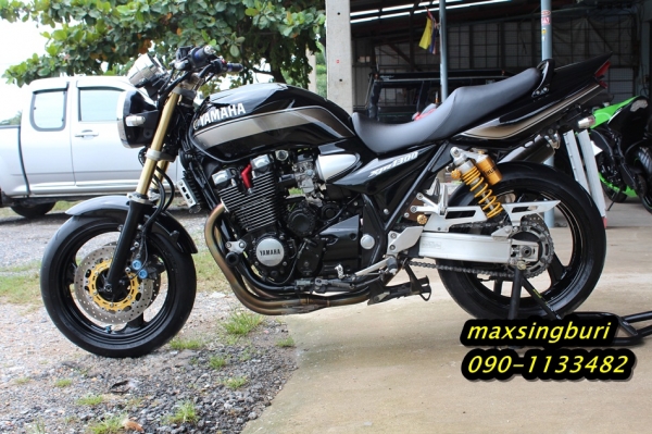 แม็กสิงห์บุรี//YAMAHA XJR1300 ปี2002 สภาพหล่อ ของแต่งเพียบ พร้อม สรรพาสมิตร 125000 ด่วน
