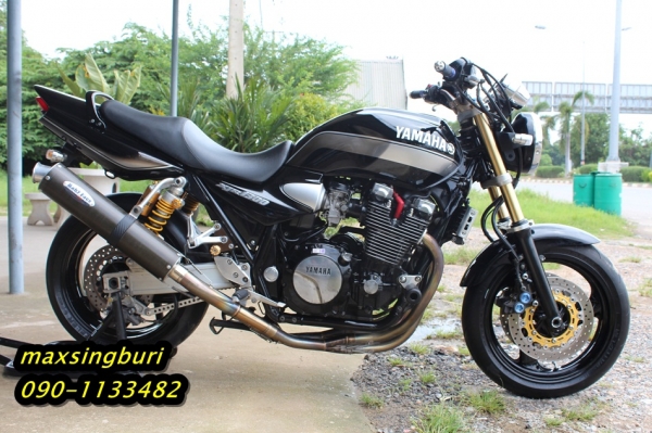 แม็กสิงห์บุรี//YAMAHA XJR1300 ปี2002 สภาพหล่อ ของแต่งเพียบ พร้อม สรรพาสมิตร 125000 ด่วน