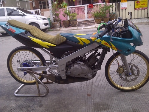 ขาย LS สภาพเต็มซิ่งๆๆมีของแต่ง ลูกแกรมม่า ทำเต็ม หรีด4เดิม ราคา 19500 เข้ามาดูกันก่อน